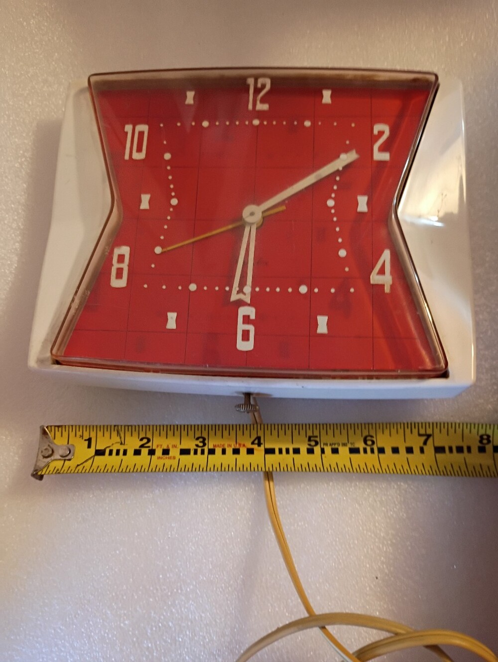 Vintage Westclox Zest S8-C Midcentury Kitchen  Wall Clock Works! - Picture 9 of 16